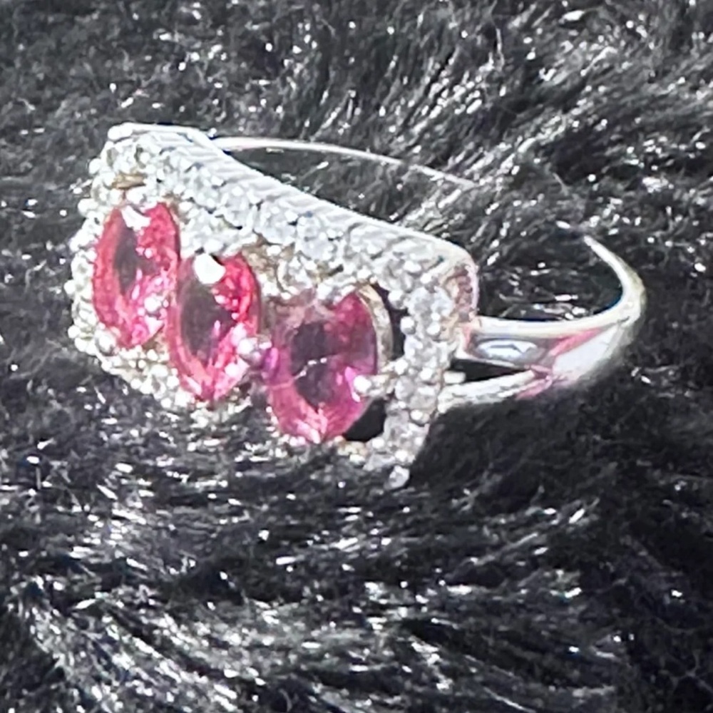 Dazzling Silver Ring with Pink Gemstones